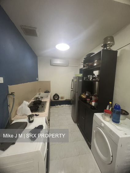 Sturdee Road (D8), Terrace #518716411